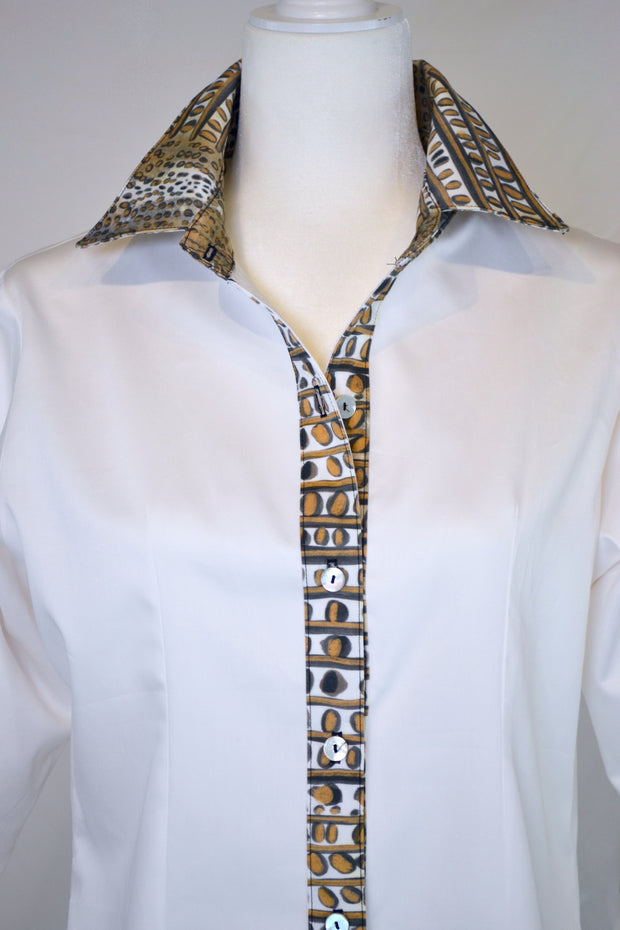 Arcadia Shirt in White and Neutral Gator