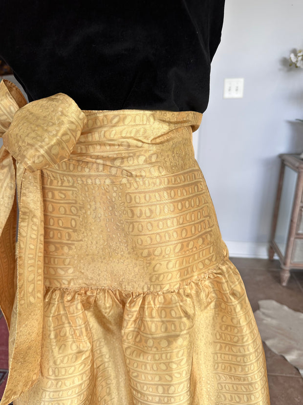 Taffeta Yoke Skirt in Saffron Gator Print