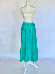 DeBordieu Skirt in Peacock and Sage Gator